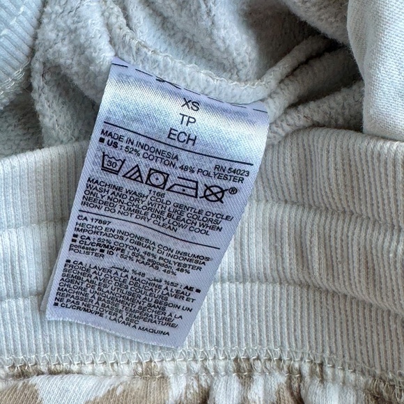 Old Navy Easy Vintage Animal Print Tan Jogger Pants Drawstring Waistband Size XS - Picture 6 of 13
